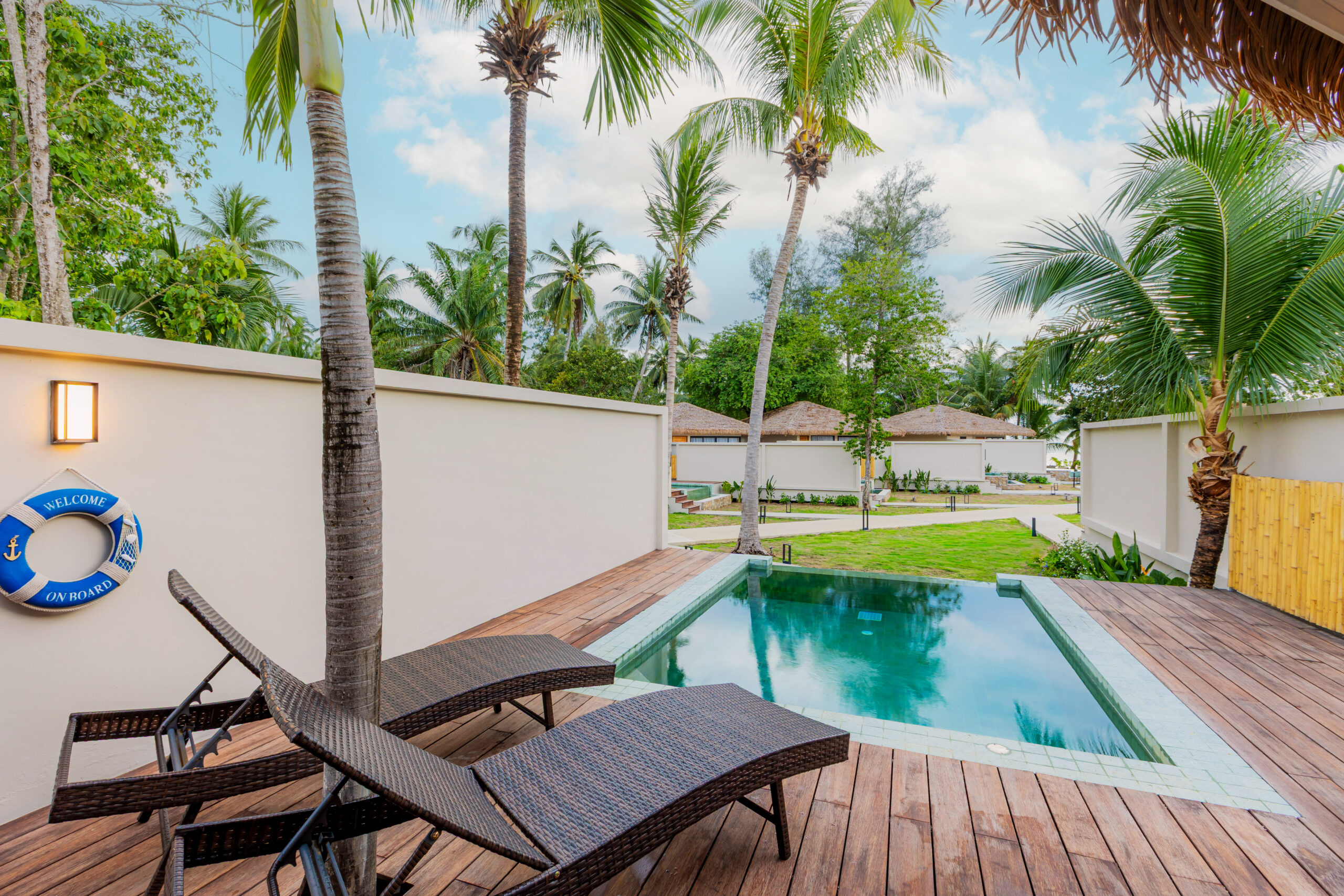 Partial sea view pool villa