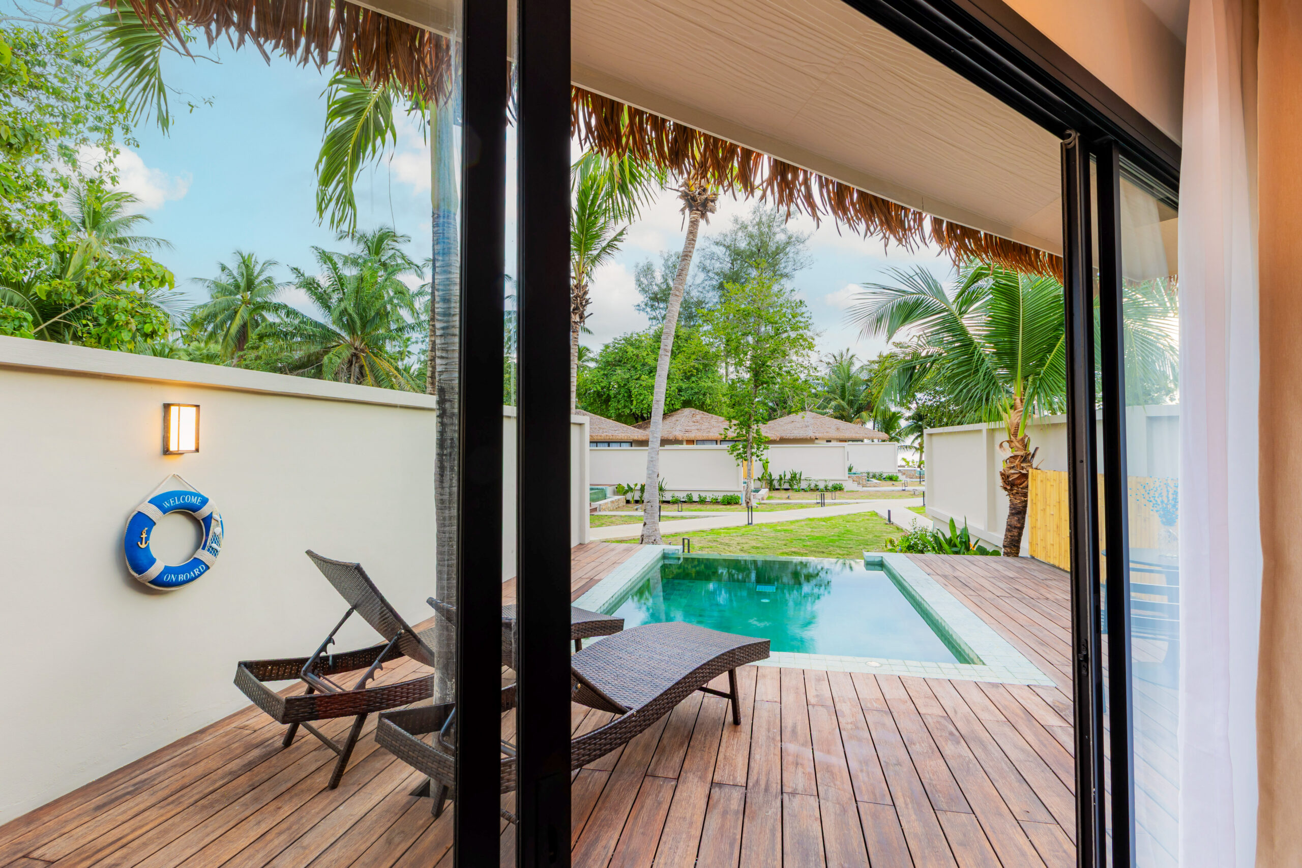 Partial sea view pool villa